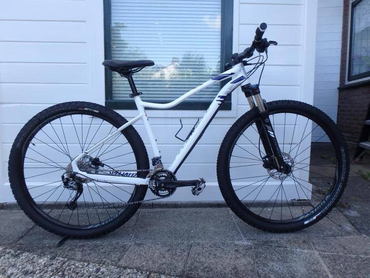 Specialized Jett 29 Comp - Frame-maat = 19.5 inch (49 cm), Fietsen en Brommers, Fietsen | Mountainbikes en ATB, Zo goed als nieuw