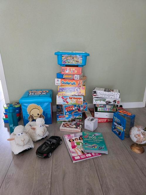 Leuke set met spellen  ect. Voor jonge kinderen, Diversen, Rommelmarktspullen, Zo goed als nieuw, Ophalen