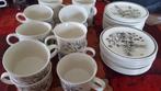 Pinewood wh grindley co ltd 15 kopjes,24 schotels, Antiek en Kunst, Antiek | Servies los, Ophalen