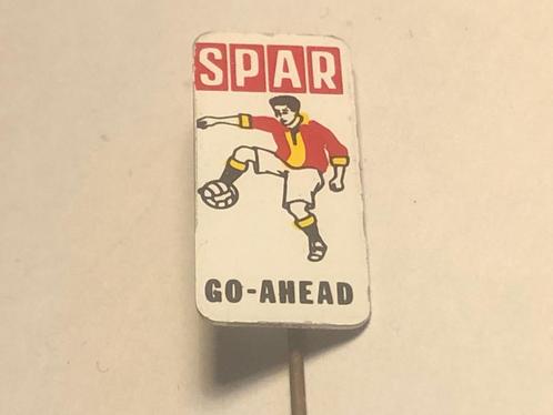 Metalen GO-AHEAD Voetbalclub Speld (Rood/Geel/Wit/Zwart)., Verzamelen, Speldjes, Pins en Buttons, Zo goed als nieuw, Speldje of Pin