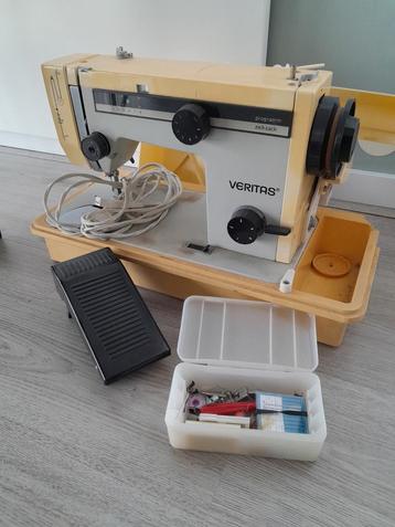 Naaimachine Originele Veritas.  beschikbaar voor biedingen