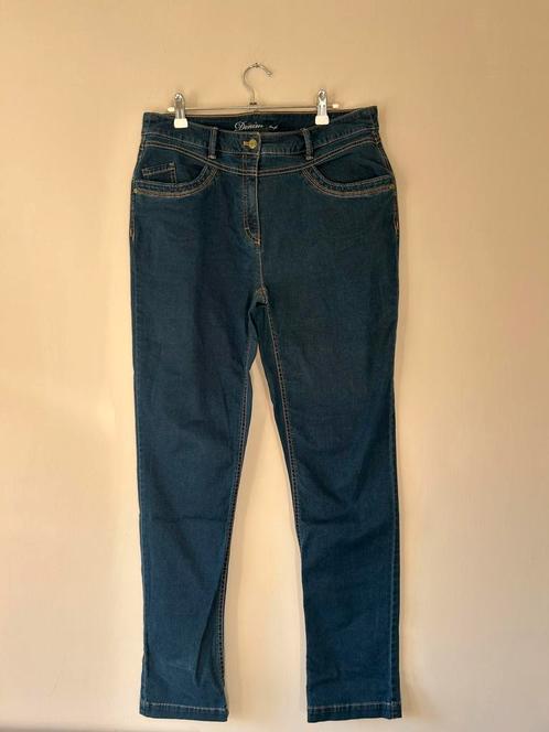 Donkerblauwe slim fit spijkerbroek jeans maat 42, Kleding | Dames, Spijkerbroeken en Jeans, Zo goed als nieuw, W33 - W36 (confectie 42/44)