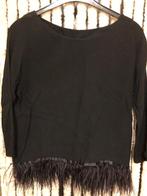 V) f9 zwarte top/trui met veren afgezet maat l, Kleding | Dames, Verzenden, Zo goed als nieuw, Maat 42/44 (L), Zwart