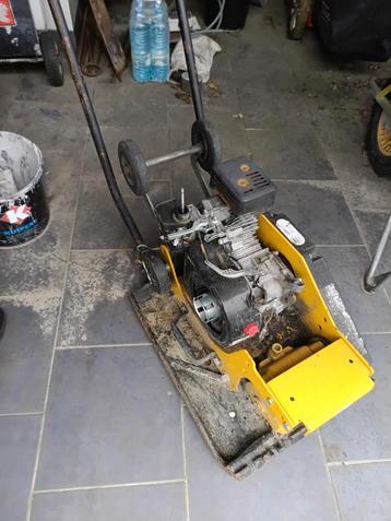 Bomag 15 45-2 beschikbaar voor biedingen