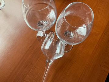 3 wijnglazen MIKASA/diameter 5.7 - Hoog 23.5 beschikbaar voor biedingen