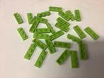 Lego plaat 1x3 lemon groen, Ophalen of Verzenden, Gebruikt, Losse stenen, Lego
