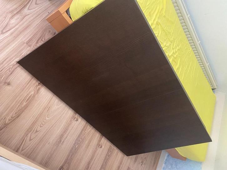 Ikea Bjursta eettafel uitschuifbaar, Huis en Inrichting, Tafels | Eettafels, Zo goed als nieuw, 50 tot 100 cm, 100 tot 150 cm
