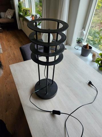 Industriële lamp. beschikbaar voor biedingen