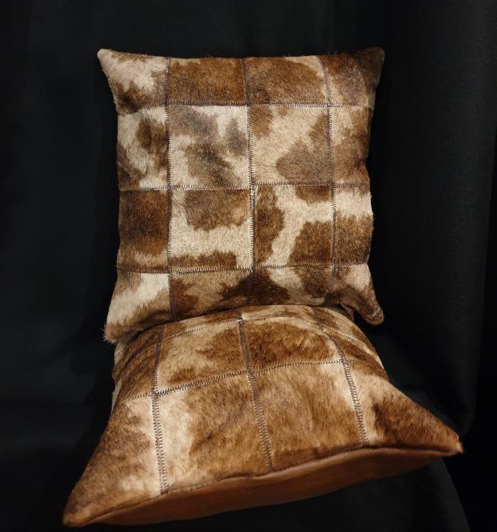 Exclusieve kussenhoes echt giraffenleer 40x40 – handgemaakt, Verzamelen, Dierenverzamelingen, Nieuw, Overige typen, Wild dier