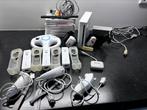 COMPLEET Nintendo WII met veel accessoires (games met boek), Ophalen, Zo goed als nieuw, Met 2 controllers