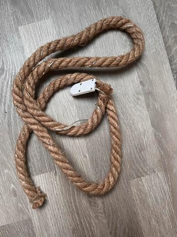 Jute touw met 20 led lampjes. beschikbaar voor biedingen