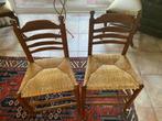 2 stoelen 150 jaar oud, Riet of Rotan, Twee, Bruin, Zo goed als nieuw
