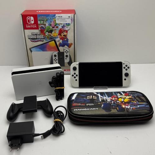 Nintendo Switch OLED Compleet in Doos - met Garantie, Spelcomputers en Games, Spelcomputers | Nintendo Switch, Zo goed als nieuw