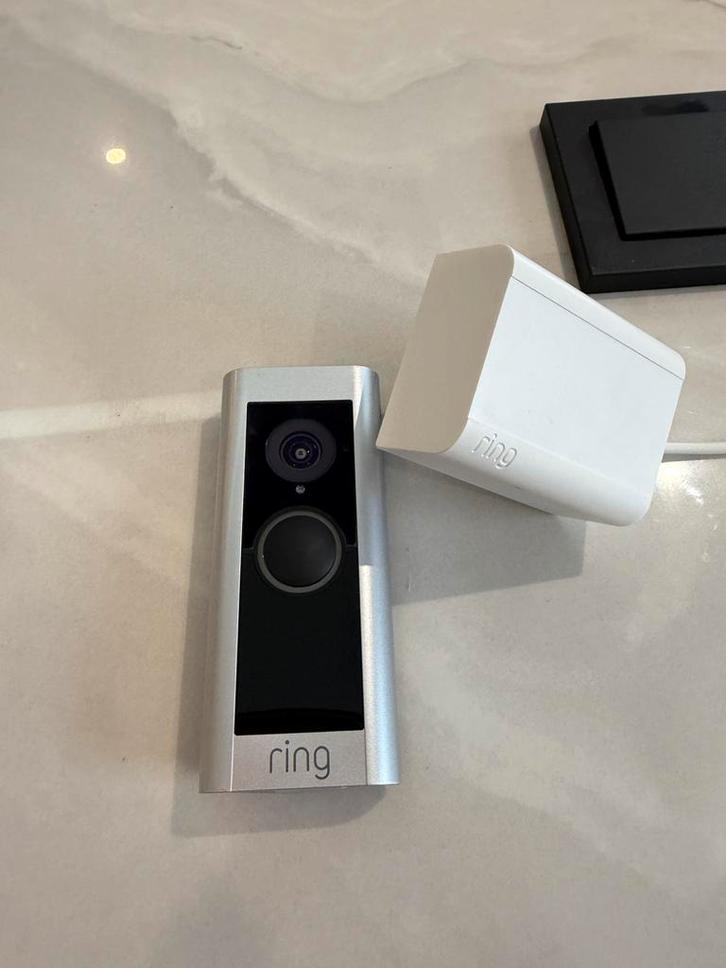 Ring Pro (2) deurbel - Nieuw incl factuur, Huis en Inrichting, Deurbellen, Nieuw, Bedraad, Ingebouwde camera, Compatibel met smartphone