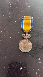 Orde van de oranje nassau medaille, Postzegels en Munten, Penningen en Medailles, Ophalen of Verzenden, Overige materialen