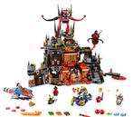 Lego Nexo Knights Jestro’s Vulkaanbasis 70323 (met doos), Kinderen en Baby's, Speelgoed | Duplo en Lego, Ophalen, Gebruikt, Complete set