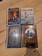 Fantasy boeken Malikir Hickman sterfelijk Banner, Ophalen of Verzenden, Gelezen
