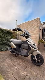 Piaggio Zip 4T2V (2017) – Geel kenteken – Loopt 65 km/u, Fietsen en Brommers, Scooters | Piaggio, Ophalen, Gebruikt, Overige modellen