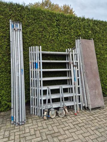 Aluminium rolsteiger werkhoogte ruim 7.5 meter beschikbaar voor biedingen