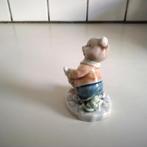 Genummerd beeldje  van beer met hockeystick, Ophalen of Verzenden