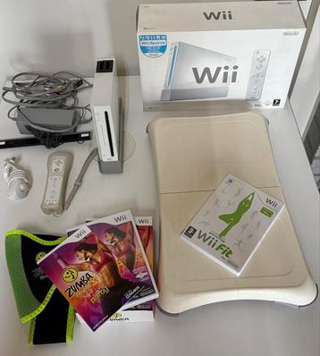 Nintendo Wii Compleet + Zumba & Wii Fit beschikbaar voor biedingen