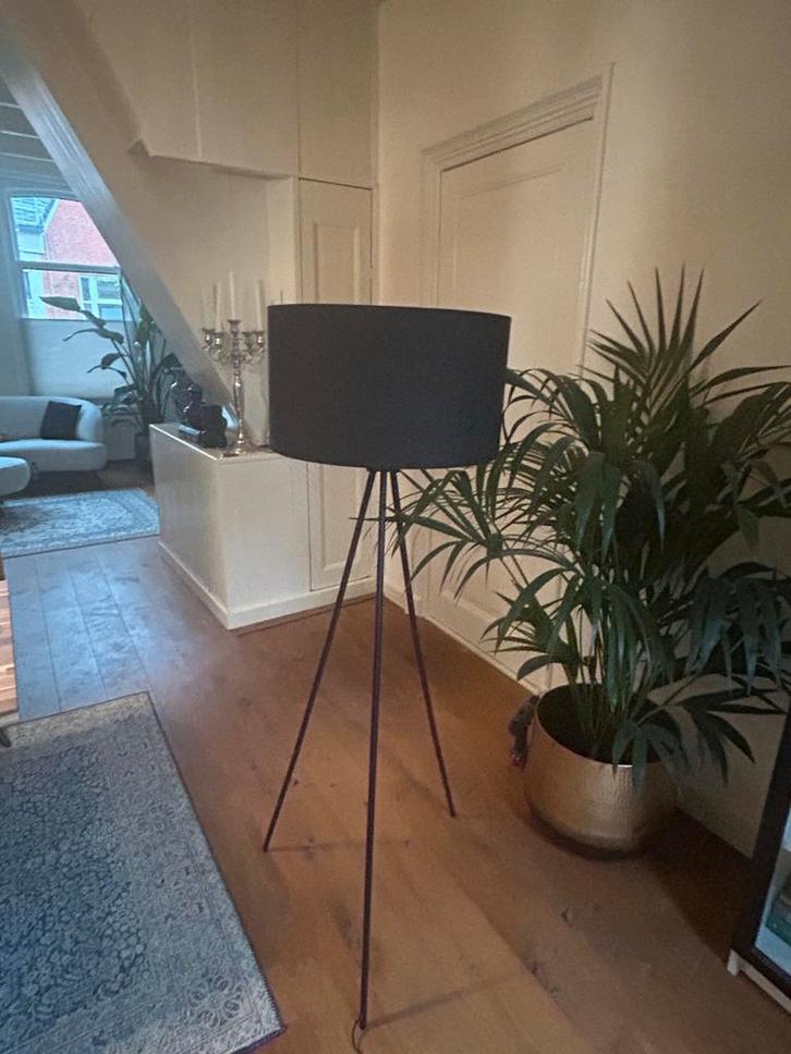 Mooie Staande Lamp, Huis en Inrichting, Lampen | Vloerlampen, Gebruikt, 150 tot 200 cm, Metaal, Ophalen