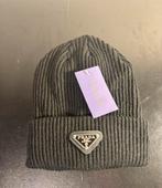 Prada muts, Kleding | Heren, Mutsen, Sjaals en Handschoenen, Ophalen of Verzenden, Nieuw, Overige maten, Muts