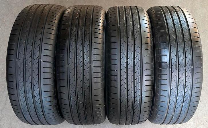 4 Nieuwe Continental 215 55 18 Zomerbanden Inclusief Montage, Auto-onderdelen, Banden en Velgen, Band(en), Zomerbanden, 18 inch