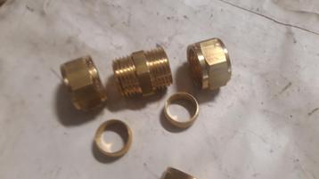 Diverse messing snelkoppelingen , Thermosradiator knop stopk beschikbaar voor biedingen