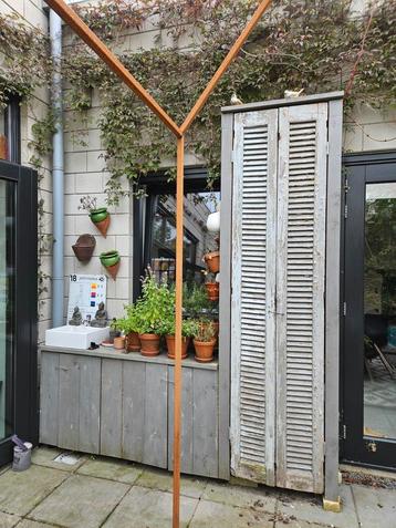 Gratis buitenkeuken houtopslag volkstuin tuin beschikbaar voor biedingen