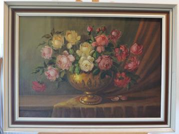 Een groot en oud olieverfschilderij stilleven  met rozen beschikbaar voor biedingen