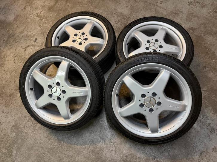 ✅ 18 inch OEM AMG velgen 5x112 W124 W201 W209 W202, Auto-onderdelen, Banden en Velgen, Banden en Velgen, Zomerbanden, 18 inch