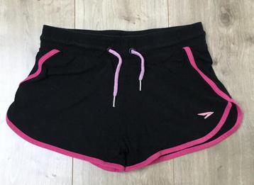 Zwarte sportbroek short Osaga maar 152 meisje beschikbaar voor biedingen