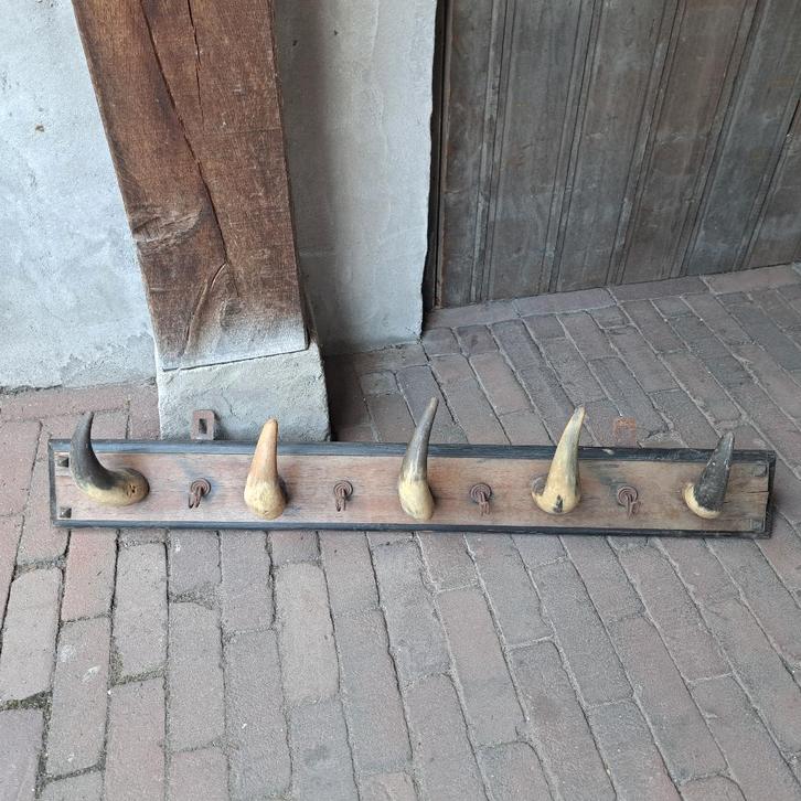 Oude brocante stoere kapstok met hoorns mancave *Etage3*, Huis en Inrichting, Woonaccessoires | Overige, Gebruikt, Ophalen of Verzenden