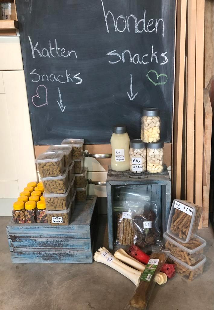 Betaalbare luxe honden en kattensnacks, Dieren en Toebehoren, Dierenvoeding, Hond, Ophalen of Verzenden