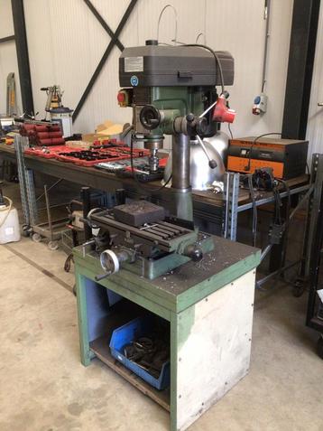 Huvema Boor Freesmachine beschikbaar voor biedingen
