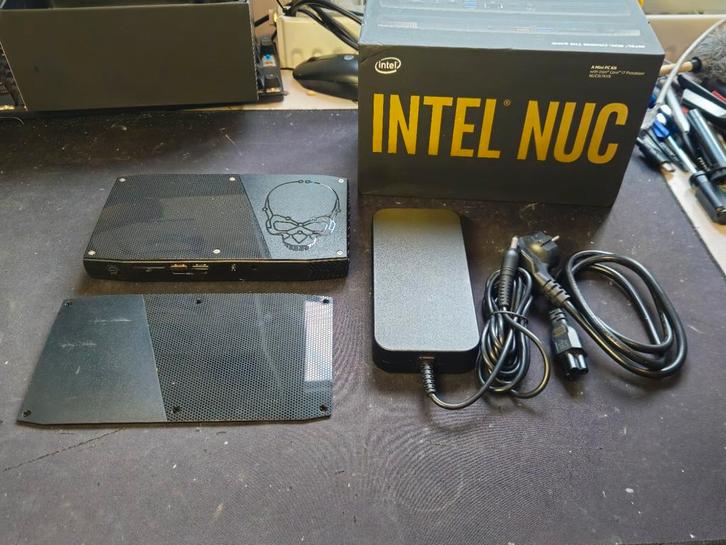 Intel NUC6i7KYK + 16GB DDR4 + 512GB NVMe - mini-PC, Computers en Software, Barebones, Zo goed als nieuw, Ophalen of Verzenden