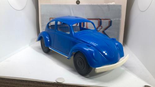 2 vw Volkswagen kever 1/24 kunstof VAVB used, Hobby en Vrije tijd, Modelauto's | 1:24, Gebruikt, Auto, Overige merken, Ophalen of Verzenden
