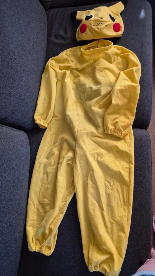 Pokémon Pikachu pak - Maat 134, Kinderen en Baby's, Kinderkleding | Maat 134, Gebruikt, Jongen of Meisje, Overige typen, Ophalen of Verzenden