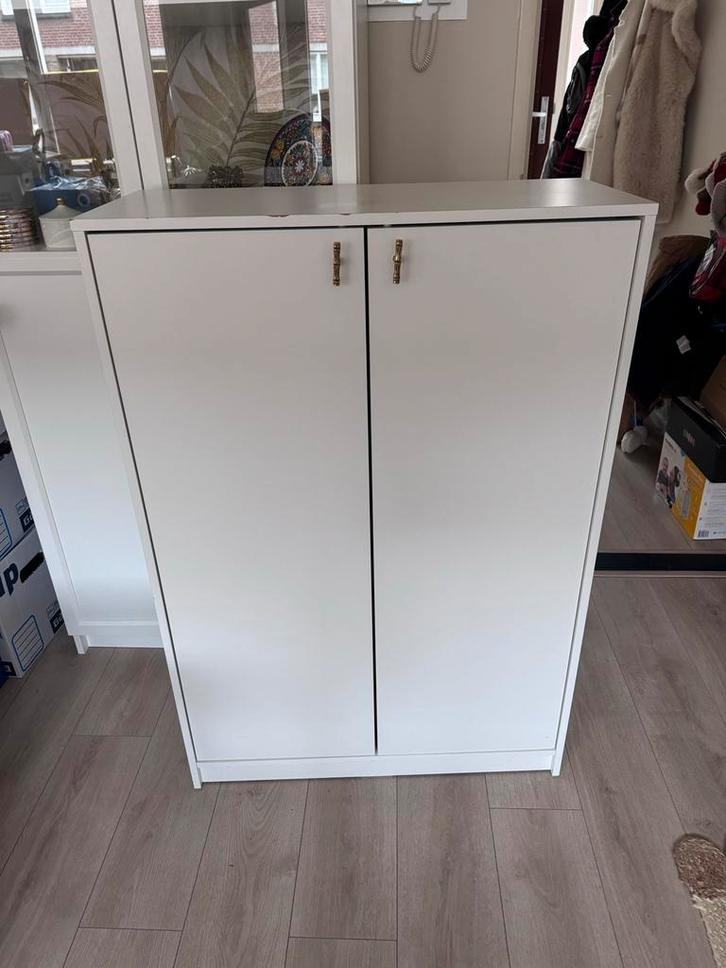 Ikea schoenenkast Kleppstad met Doing Goods knoppen, Huis en Inrichting, Kasten | Kledingkasten, Gebruikt, 100 tot 150 cm, 50 tot 100 cm