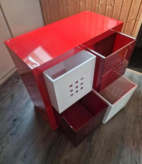 IKEA Kallax kast incl. 4 bakken, Huis en Inrichting, Kasten | Overige, Zo goed als nieuw, Ophalen