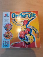 onderuit, compleet spel, helemaal mooi nog., Hobby en Vrije tijd, Gezelschapsspellen | Overige, Ophalen, Gebruikt, MB