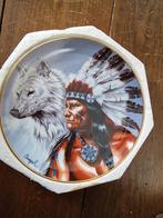 Schitterend indiaan met wolf wandbord van Gary ampel., Antiek en Kunst, Ophalen of Verzenden