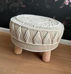 Leuke poef in prima staat, Ophalen, Zo goed als nieuw, Rond