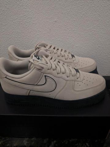 Nike Air Force 1 '07 Khaki Black Sneakers Maat 43 Nieuw 100% beschikbaar voor biedingen