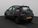 Dacia Spring Expression 27 kWh Airco / Navigatie / Camera Ac, Auto's, Dacia, 12 maanden, Gebruikt, 8 €/maand, Zwart