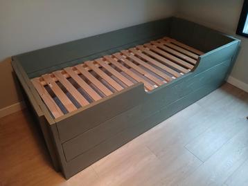 1 persoonsbed, grijs, Buitenmaat 214 x 98 x 60.5 cm