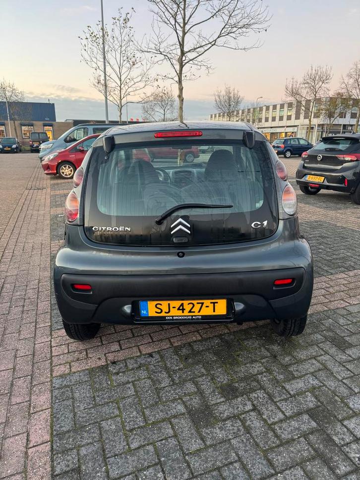 Citroën C1 1.0 5-DRS 2008 Grijs, Auto's, Citroën, C1, Benzine, A, Hatchback, Handgeschakeld, Geïmporteerd, Zilver of Grijs, Voorwielaandrijving