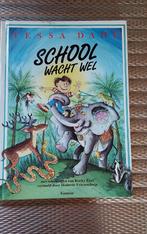 Tessa Dahl - School wacht wel, Ophalen of Verzenden, Zo goed als nieuw, Tessa Dahl, Fictie algemeen