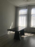 Vitra Trapeze tafel, Huis en Inrichting, Tafels | Eettafels, 200 cm of meer, Zo goed als nieuw, Rechthoekig, 50 tot 100 cm